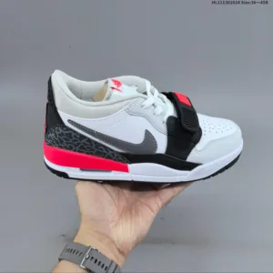 Nike Air Jordan Legacy 312 Low cut Sneakers