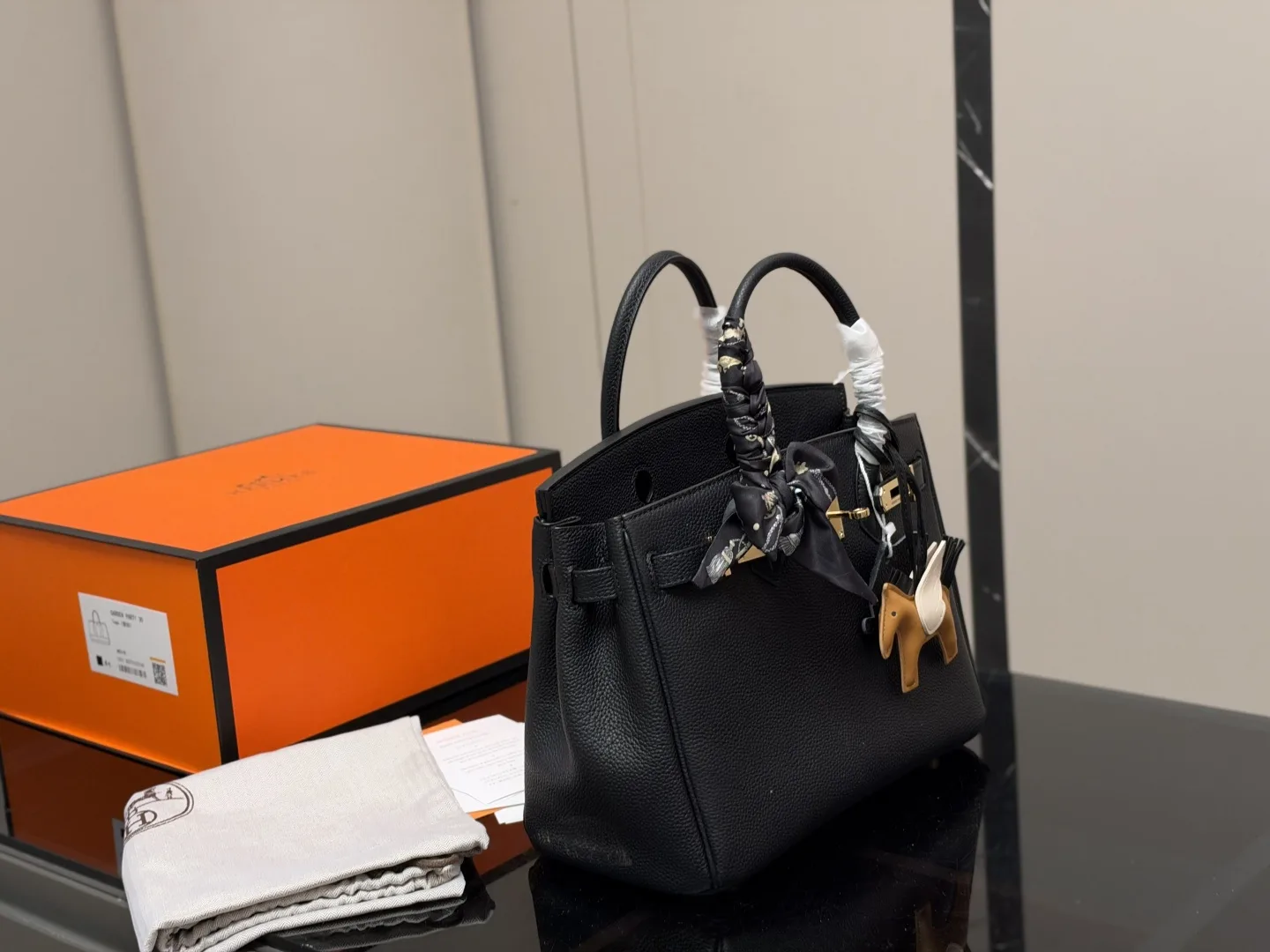 Hermes Bk30 Multi Size Tote Hand bags - Image 5