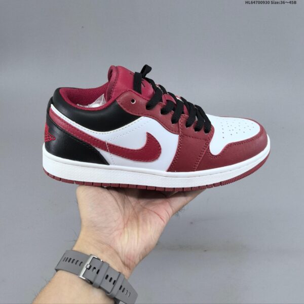 Air Jordan 1 Low "USA" low top Patriot sneakers - Image 13