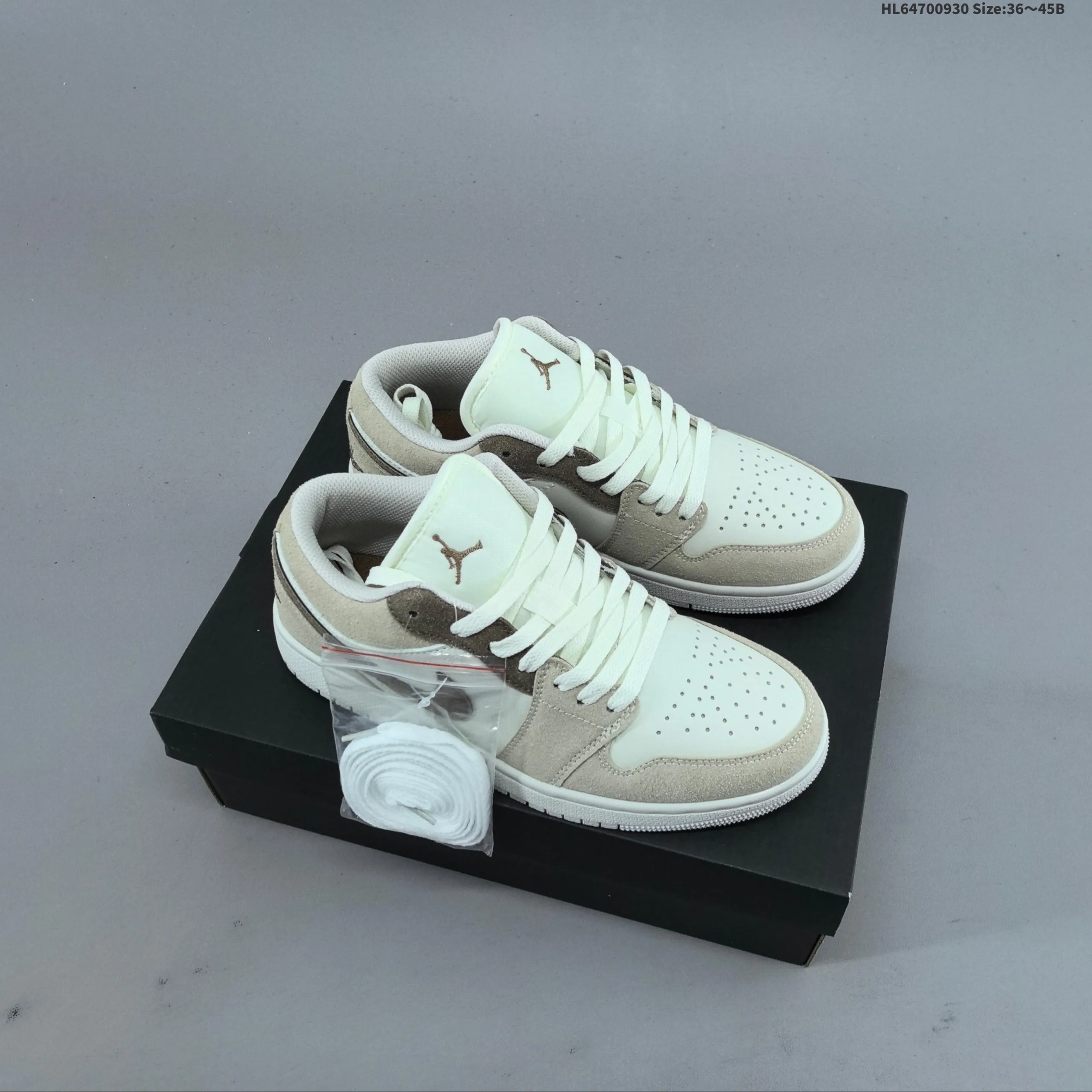 Air Jordan 1 Low "USA" low top Patriot sneakers - Image 22