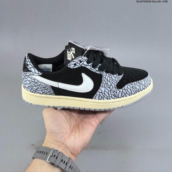 Air Jordan 1 Low "USA" low top Patriot sneakers - Image 11