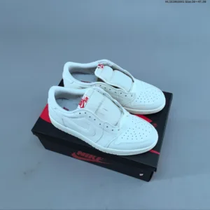 Air Jordan 1 Retro Low OG "Sail" Cut sneakers shoes