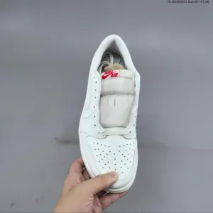 Air Jordan 1 Retro Low OG “Sail” Cut sneakers shoes